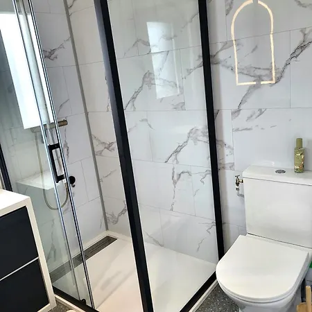 Malgira, Bord De Willa *