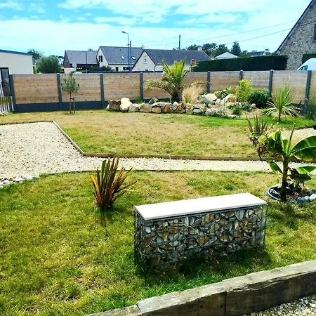 Malgira, Bord De Willa Saint-Germain-sur-Ay