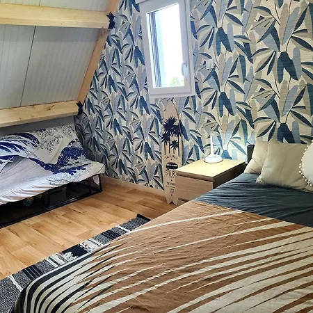 Malgira, Bord De Villa *