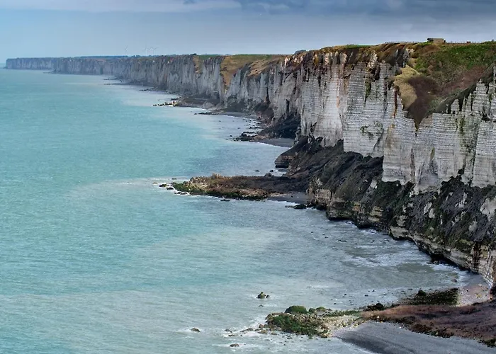 Villa Malgira, Bord De *